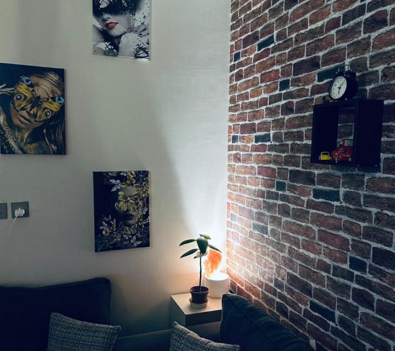 Photo of Livingroom in Sari Street