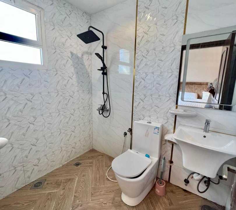 Photo of Bathroom in Durrat Al-Arous