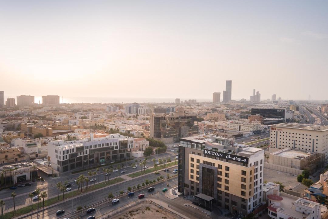 Photo of Others in King Abdul Aziz Road