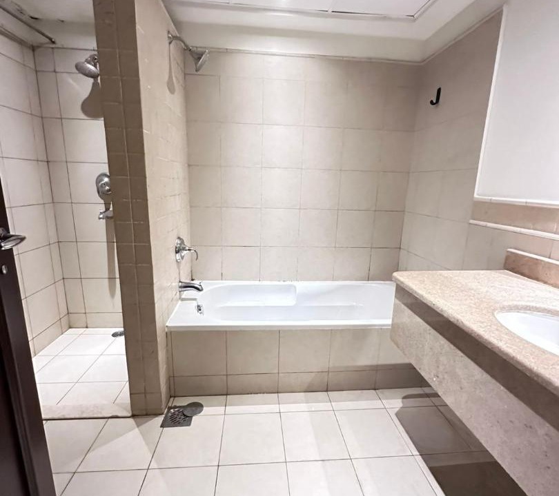 Photo of Bathroom in Bay La Sun