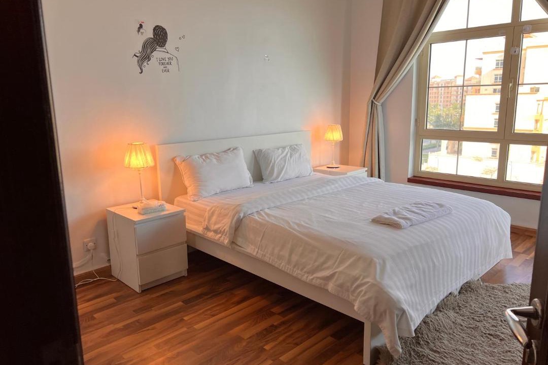 Photo of Bedroom in Bay La Sun