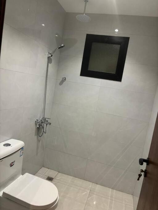 Photo of Bathroom in Hera Street