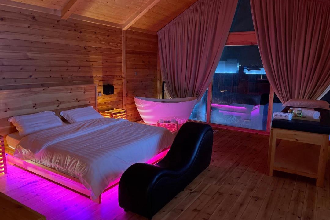 Photo of Bedroom in Dhahban