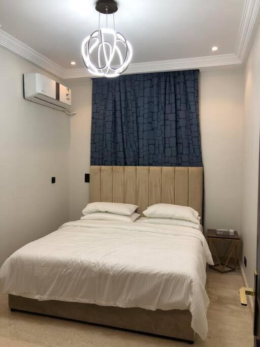 Photo of Bedroom in Durrat Al-Arous