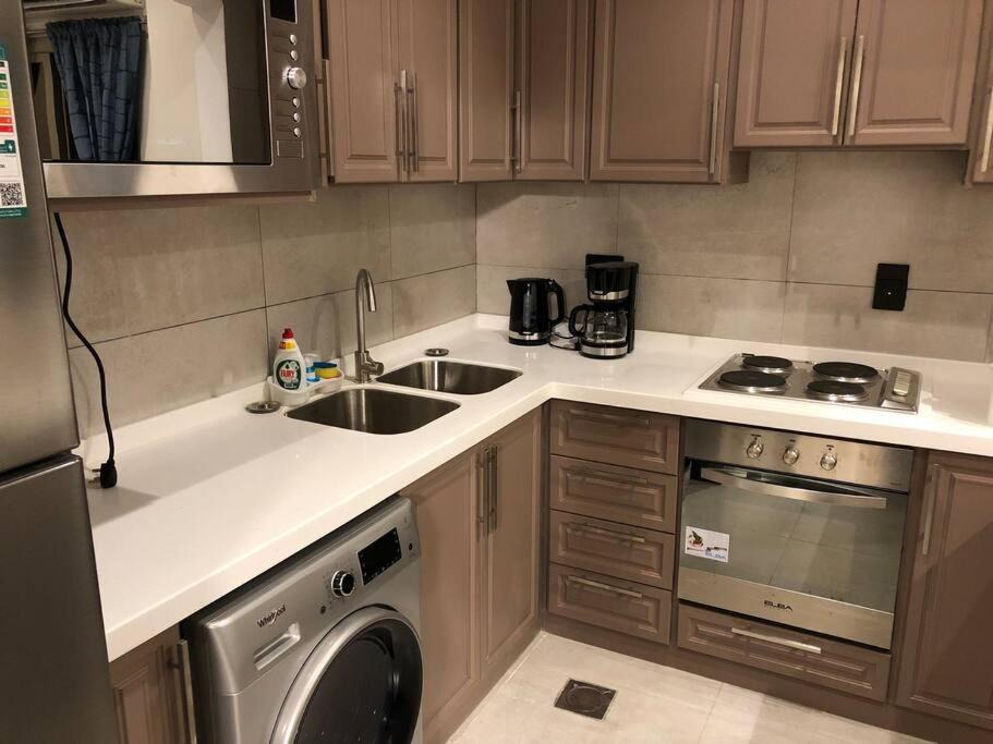 Photo of Kitchen in Durrat Al-Arous