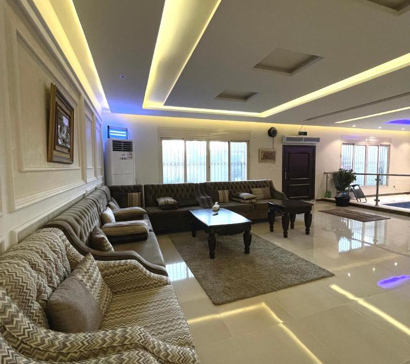 Photo of Livingroom in Dhahban