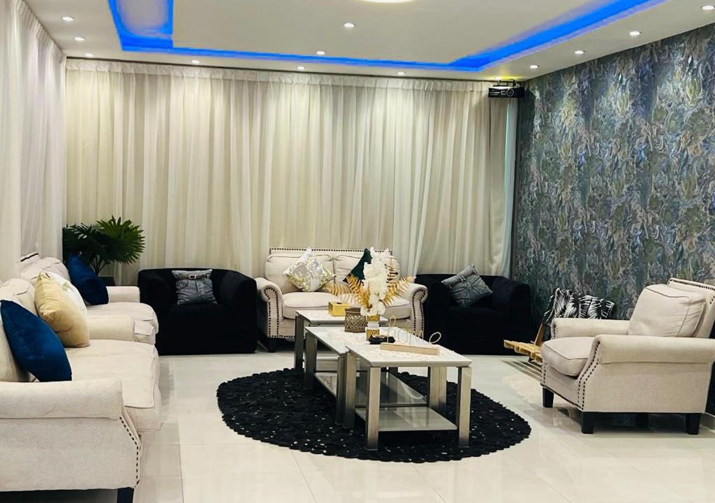 Photo of Livingroom in Al Kura