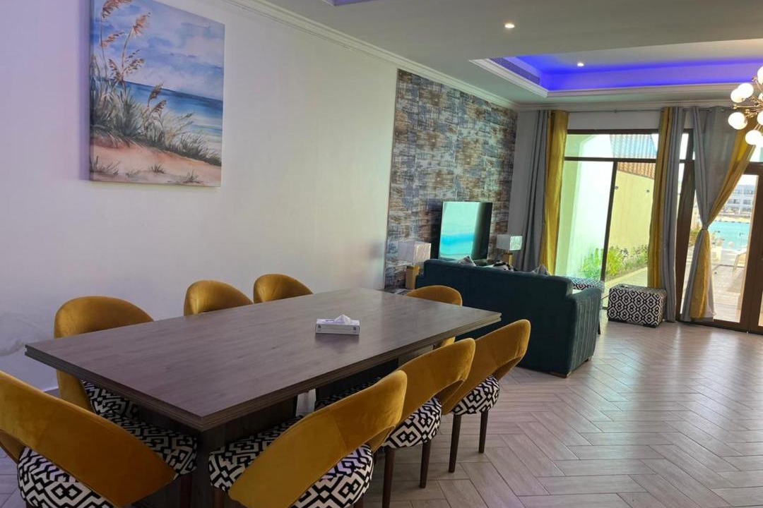 Photo of Livingroom in Durrat Al-Arous