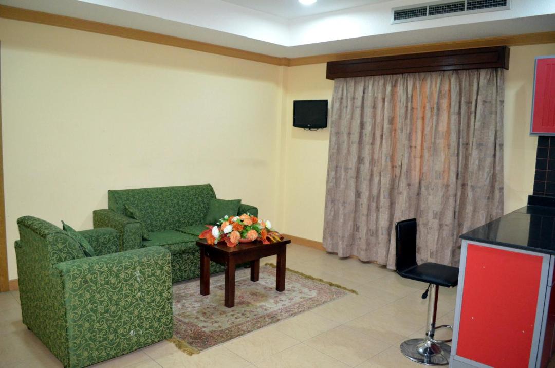 Photo of Livingroom in 60th Street