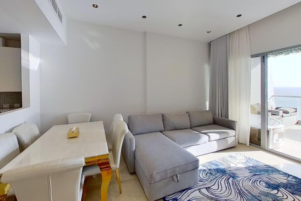 Photo of Livingroom in Ash Shati