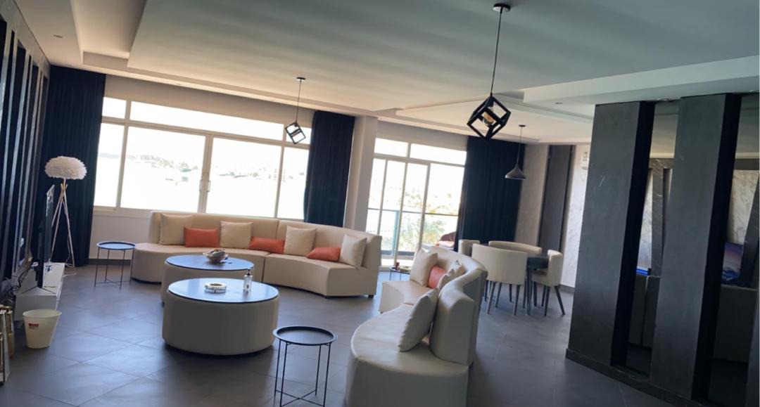 Photo of Livingroom in Durrat Al-Arous