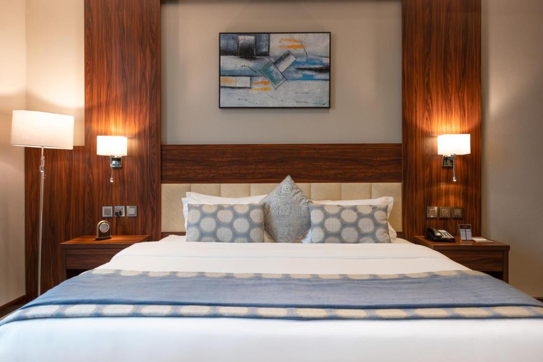 Photo of Others in Hera Street