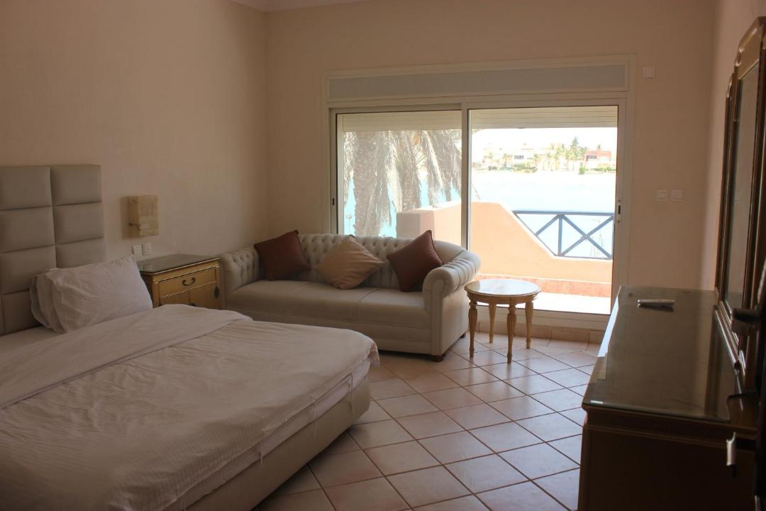 Photo of Livingroom in Durrat Al-Arous