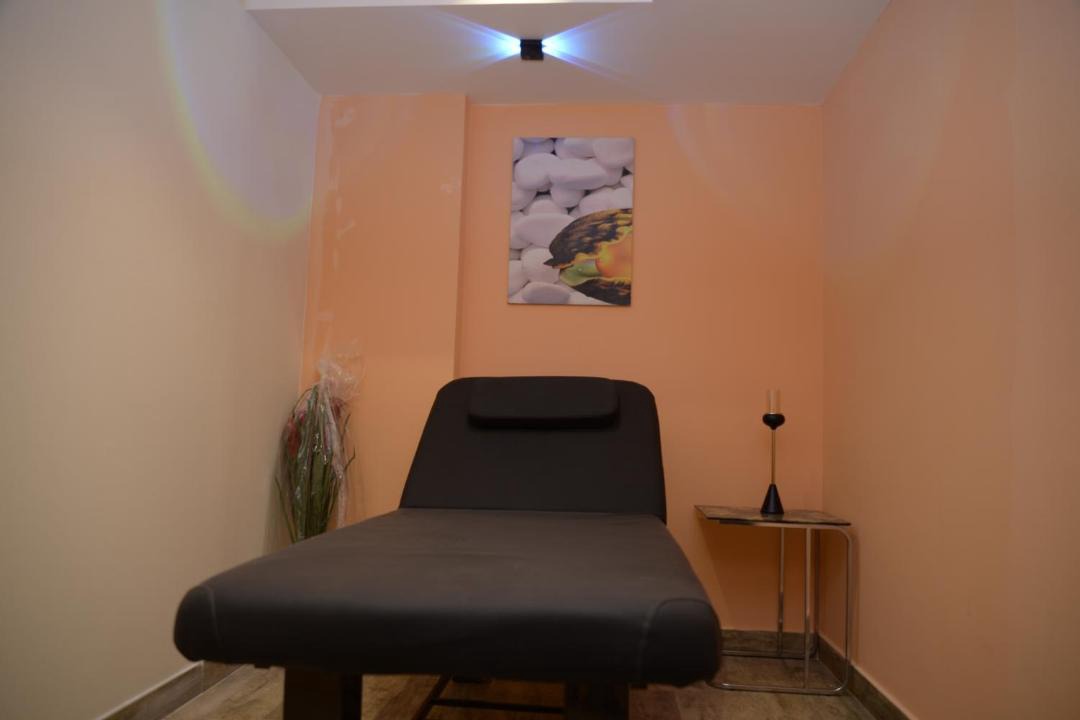 Photo of Bedroom in Qurish Street