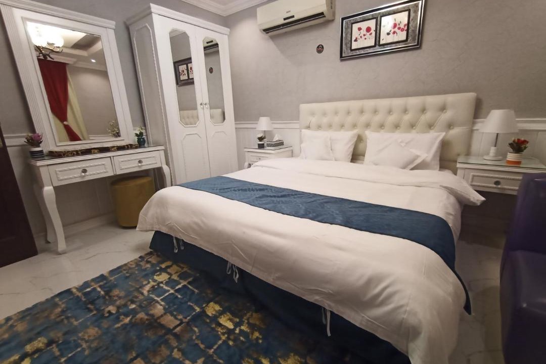 Photo of Bedroom in Sari Street
