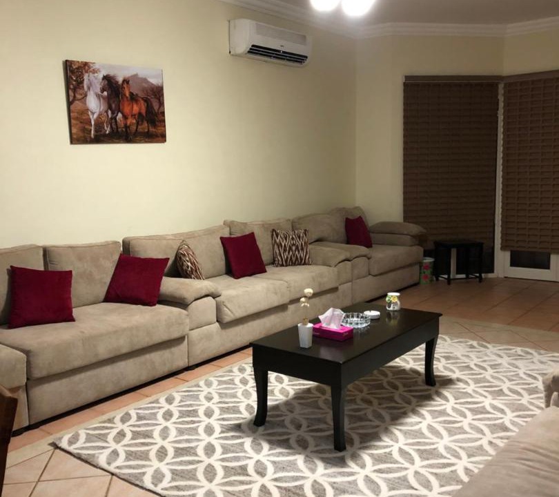 Photo of Livingroom in Durrat Al-Arous