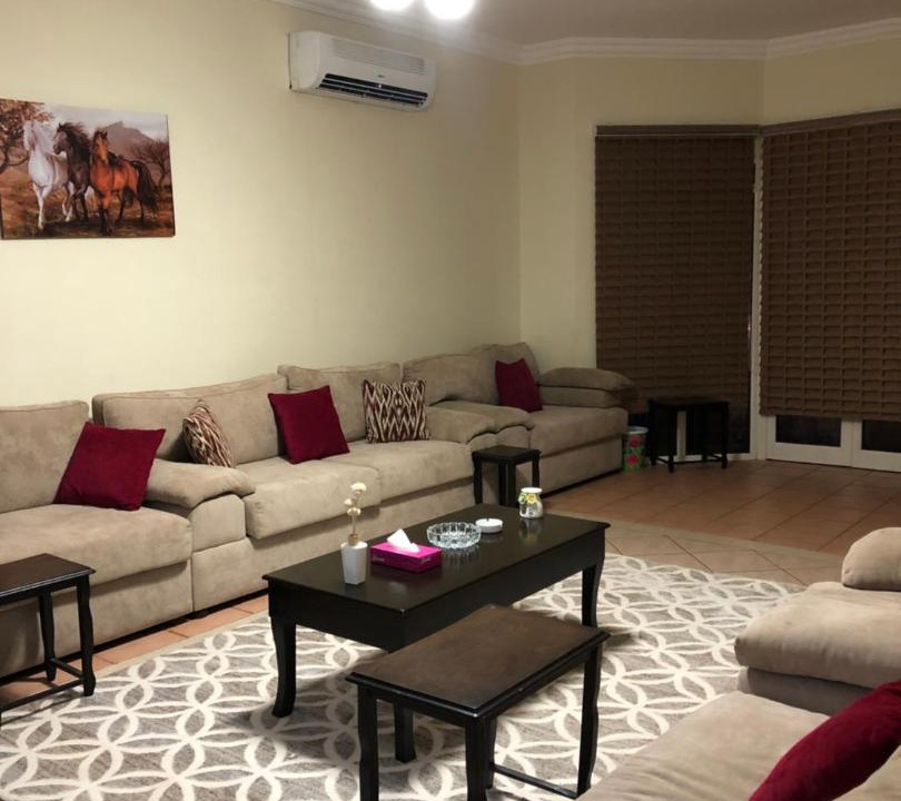 Photo of Livingroom in Durrat Al-Arous