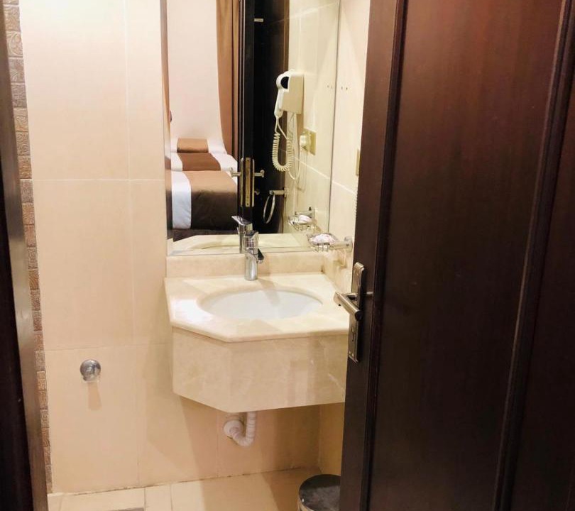 Photo of Bathroom in 60th Street