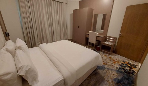 One Bedroom Apartment - Sea View