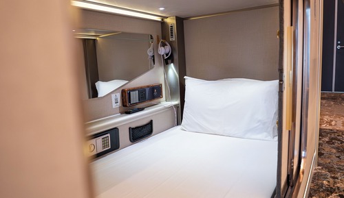 Basic Cabin, 1 King Bed
