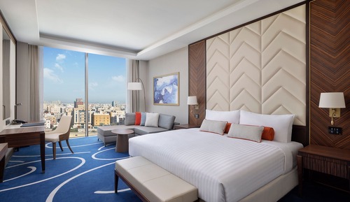 Grand Room, 1 King Bed, Non Smoking (City View)