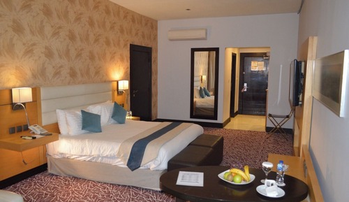 Executive Room, 1 King Bed