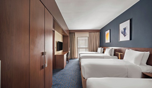 Deluxe Room, Multiple Beds