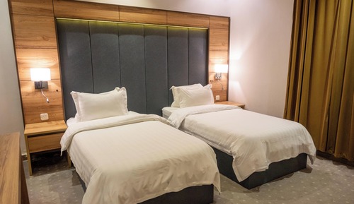 Junior Twin Room, Multiple Beds