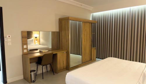Junior Twin Room, 1 King Bed