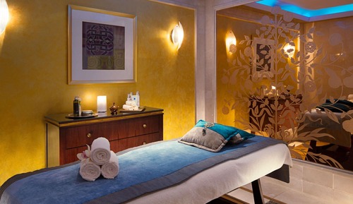 Royal Suite, Multiple Beds