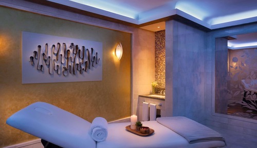 Grand Suite, 1 King Bed with Sofa bed (Kaaba)