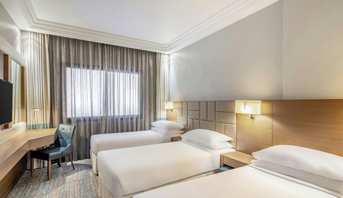 Classic Room, 3 Twin Beds, Smoking