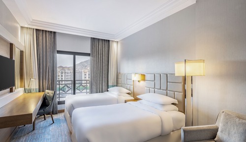 Deluxe Room, 2 Twin Beds, Smoking