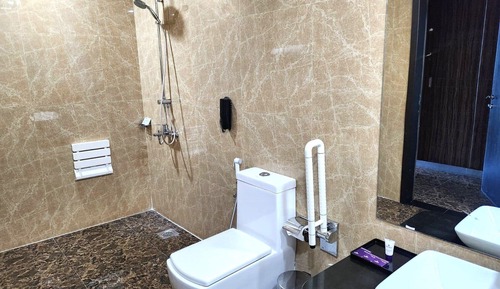 Deluxe Room, City View