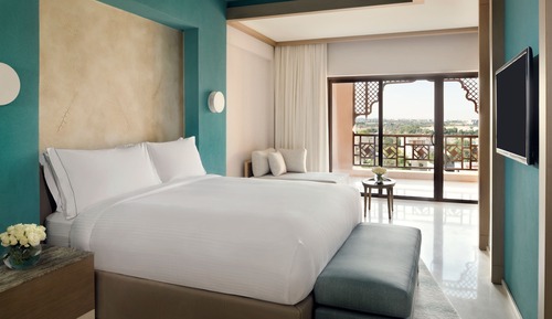 Premium Room, 1 King Bed, Garden View