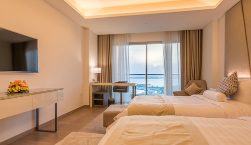 Premium Room, City View