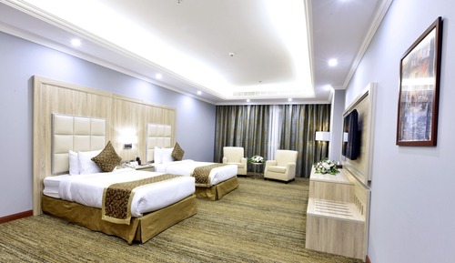 Standard Twin Room, City View