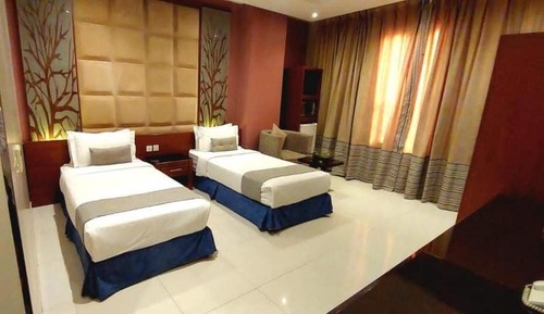 Standard Twin Room