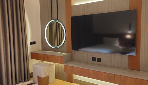 Deluxe Twin Room, City View