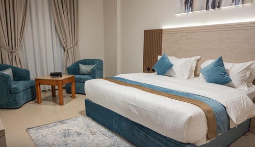 Deluxe King Room