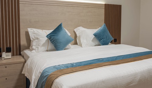 2 Bedrooms
