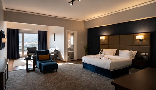 Deluxe Double Room, Balcony, Mountain View