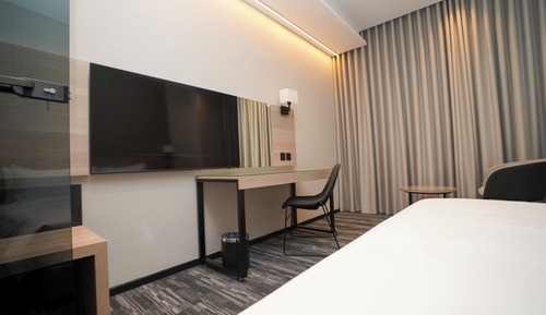1 Bedroom Deluxe Apartment