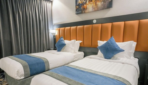 Superior Suite, City View