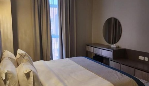 Deluxe Room, City View
