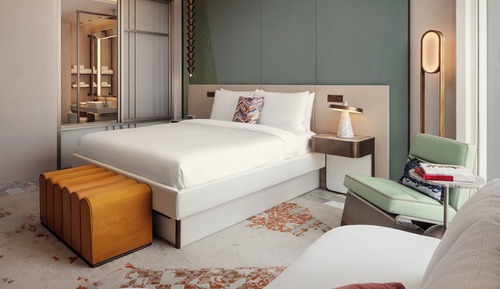 Deluxe Room, 1 King Bed, City View