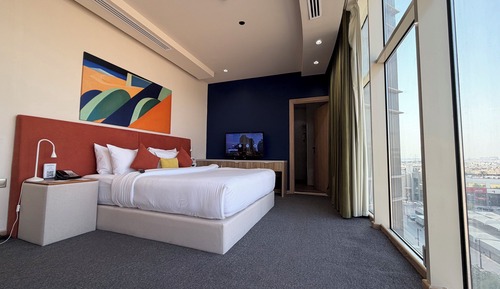 Junior Suite, 1 King Bed