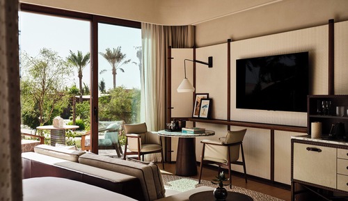 Room, 1 King Bed, Garden View