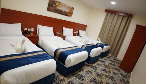 Comfort Quadruple Room, City View