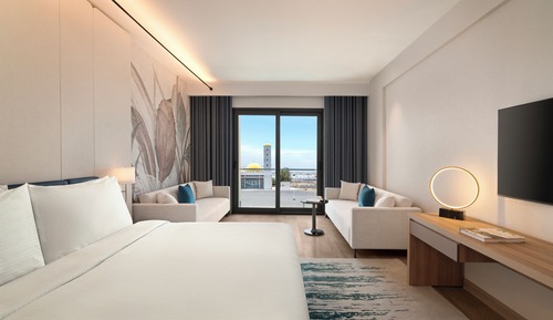 Premium Room, 1 King Bed, Sea View